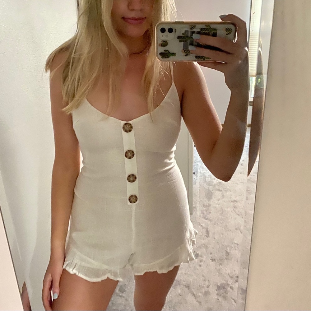 Princess Polly Romper NWOT